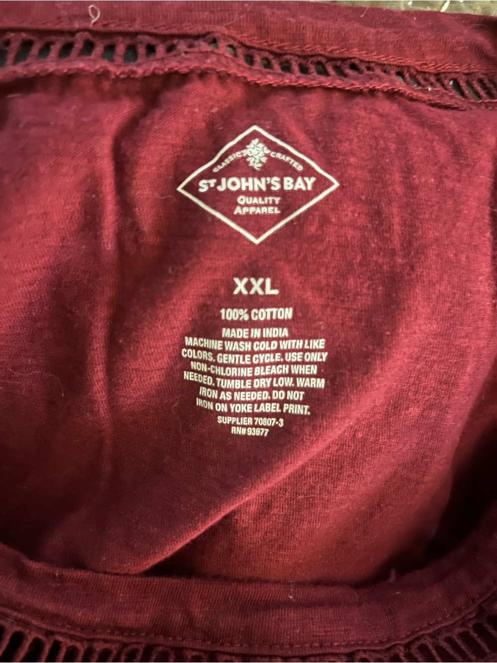 Women’s Short Sleeve Cutout Top in Burgundy - Picture 2 of 3